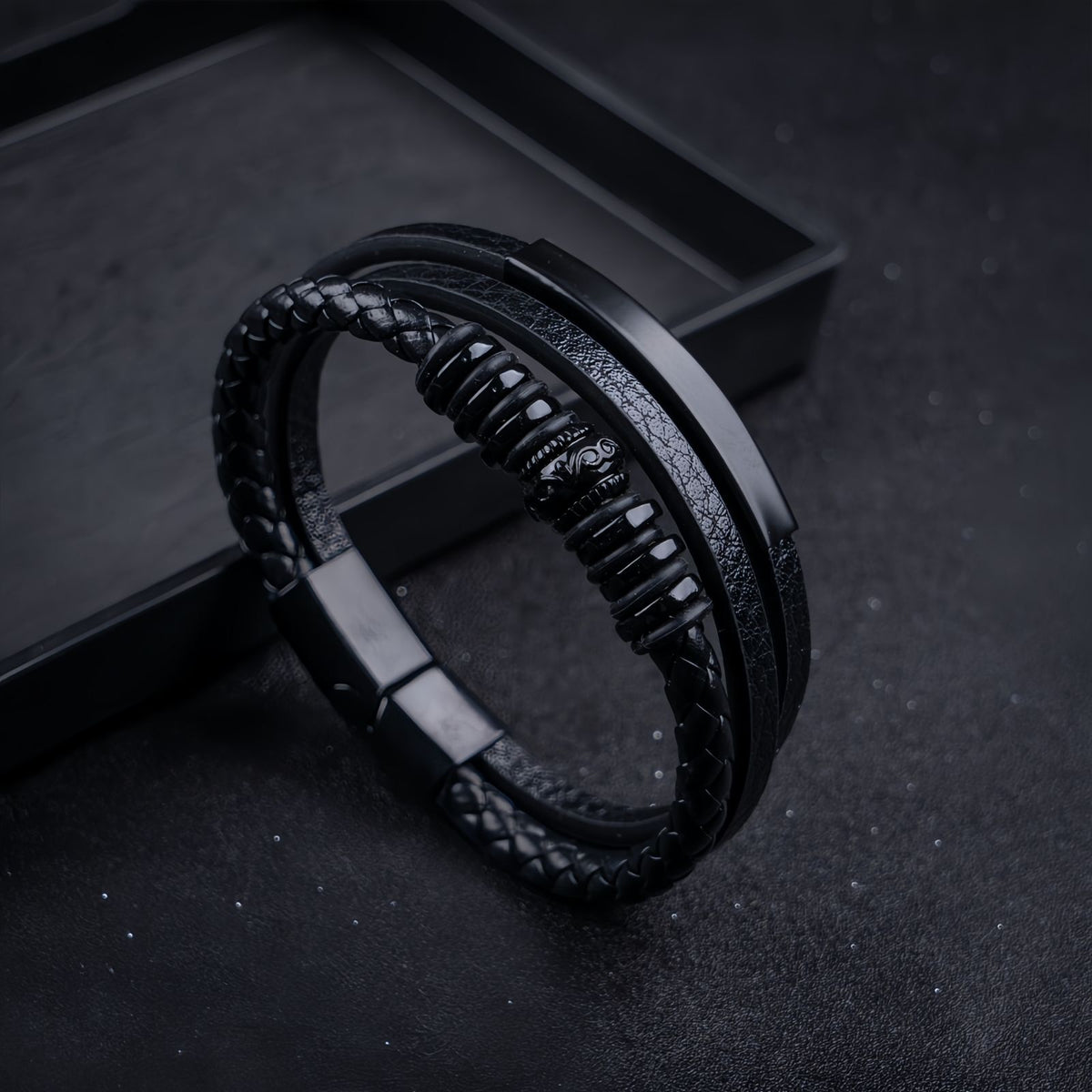 Decorative Metal Ring Men’s Leather Bracelet