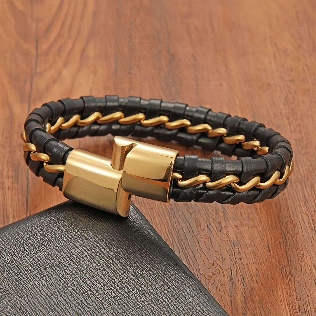 Bold Chain-Link Stainless Steel Men's Bracelet