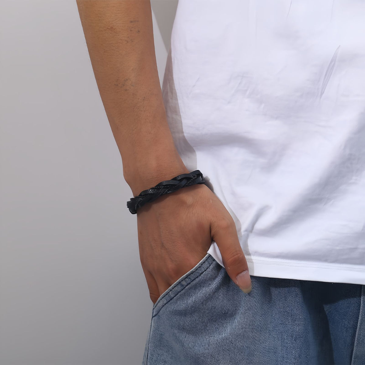 Braided Leather Chain-Link Men’s Bracelet